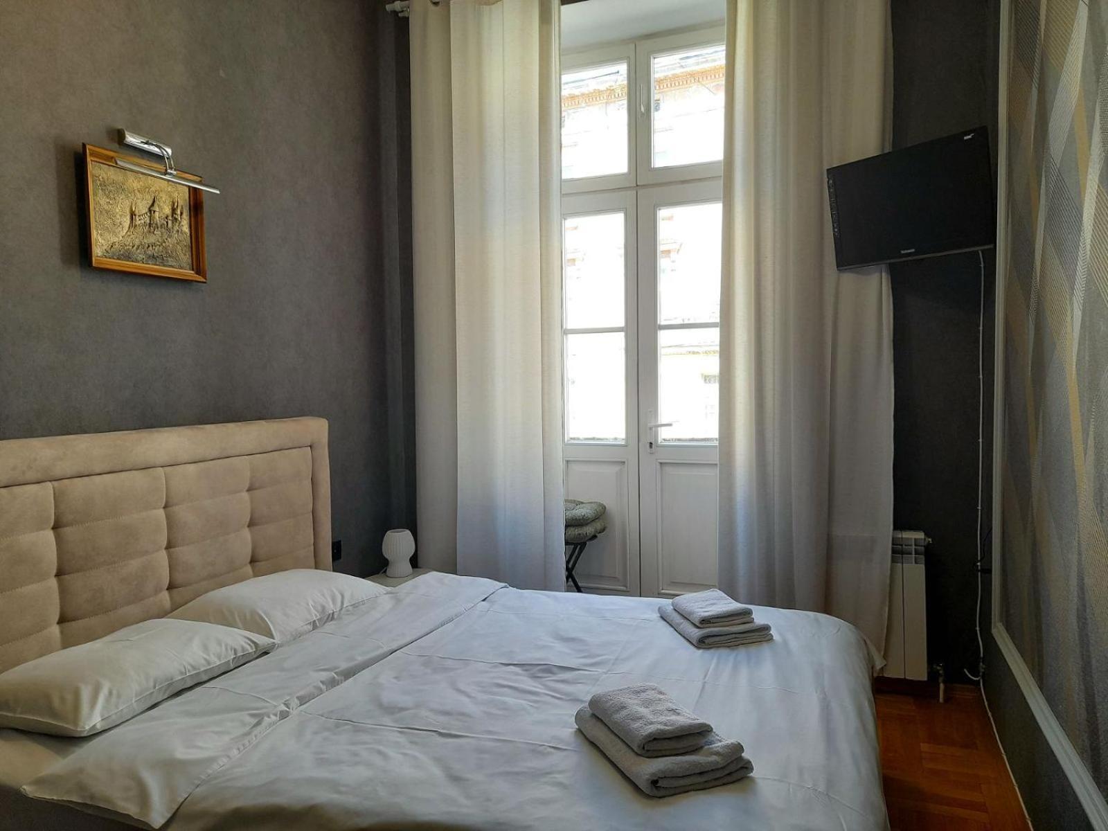 Apartments On Pekarska Str.26 Leopoli Esterno foto